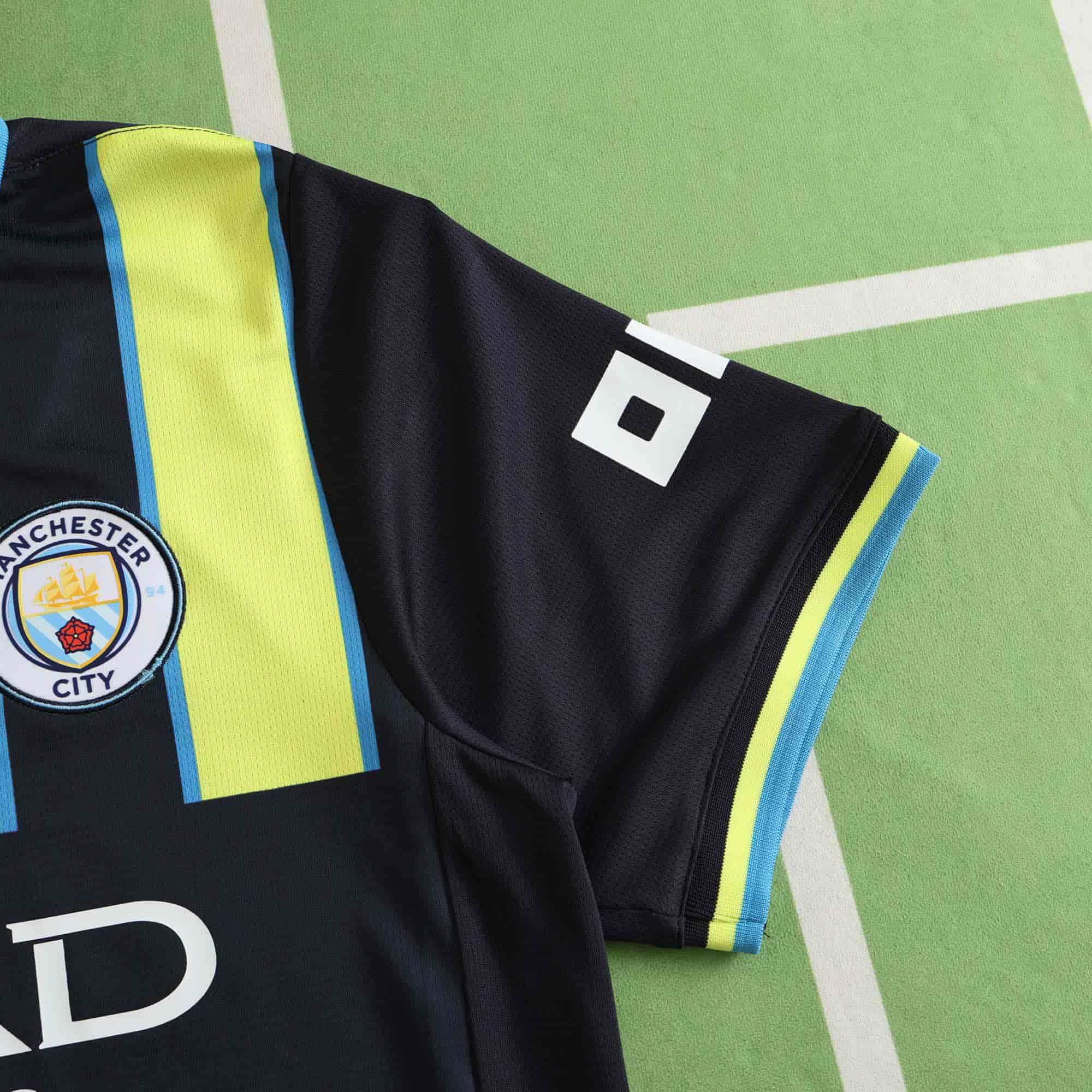 Manchester City 24-25 Away