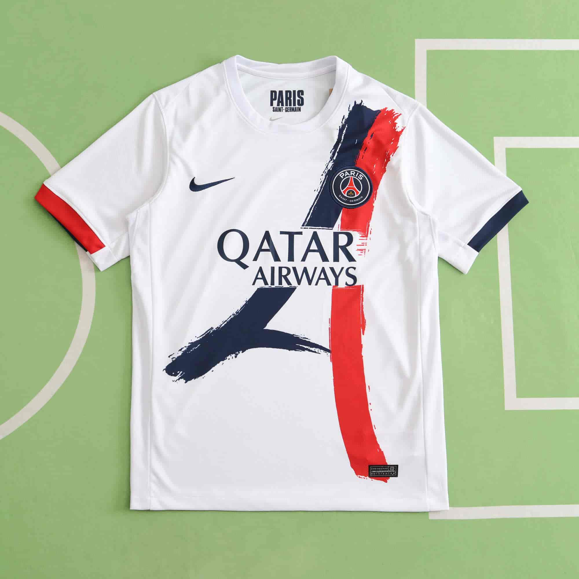 Paris Saint-Germain 24-25 Away