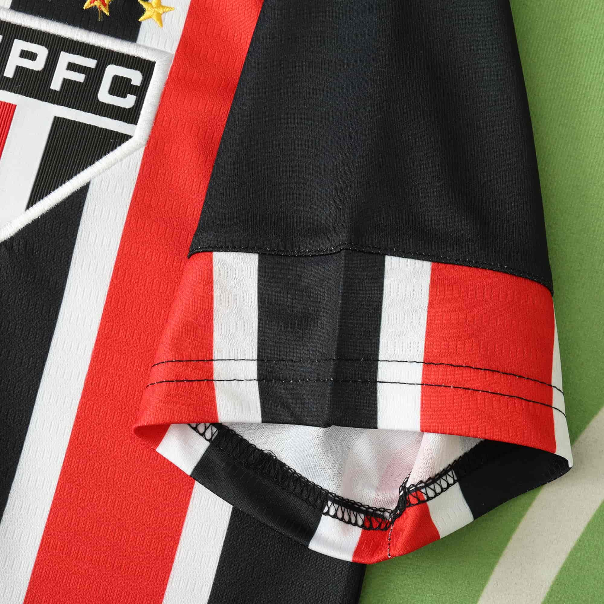 Sao Paulo 24-25 Away