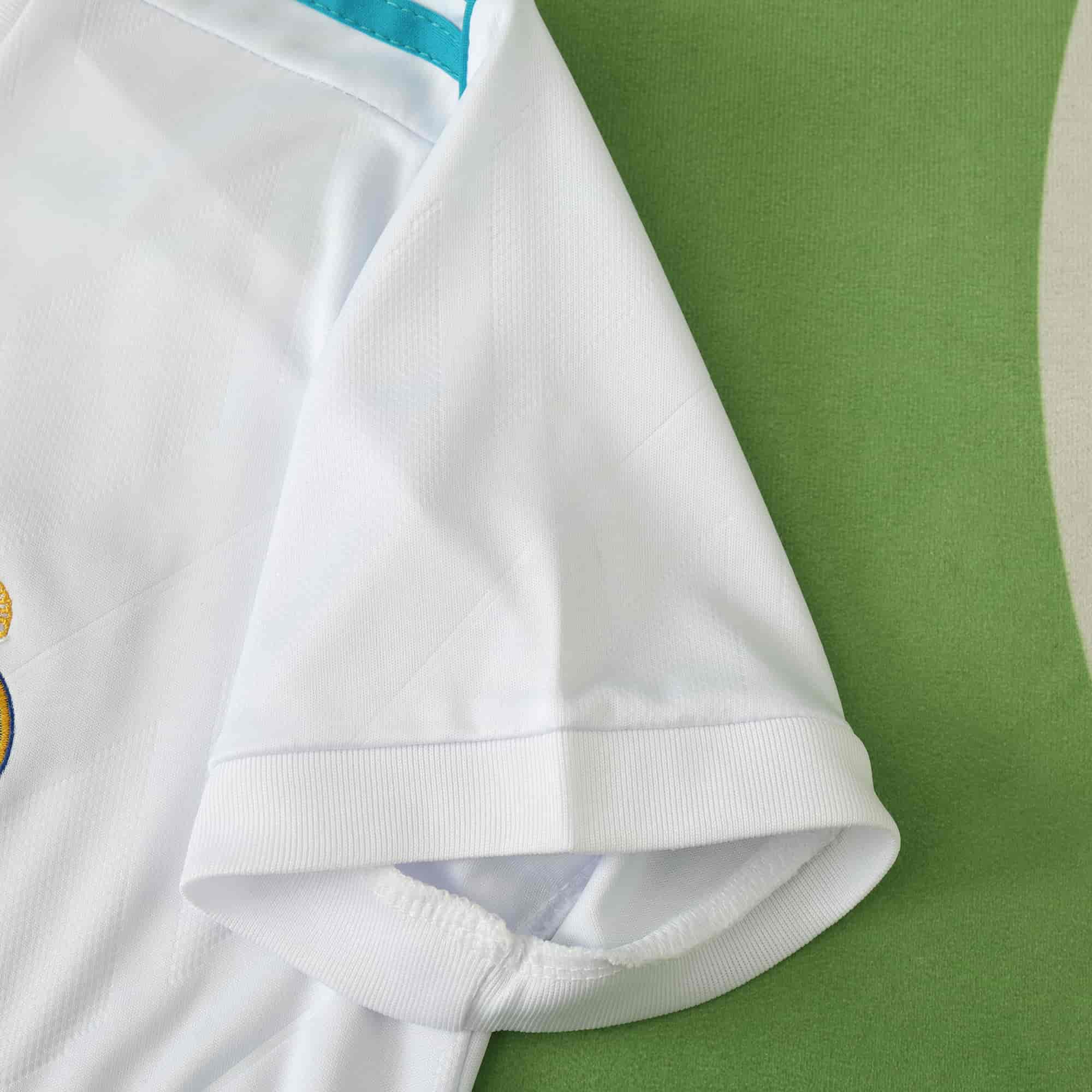 Real Madrid 17-18 Home Retro Kids