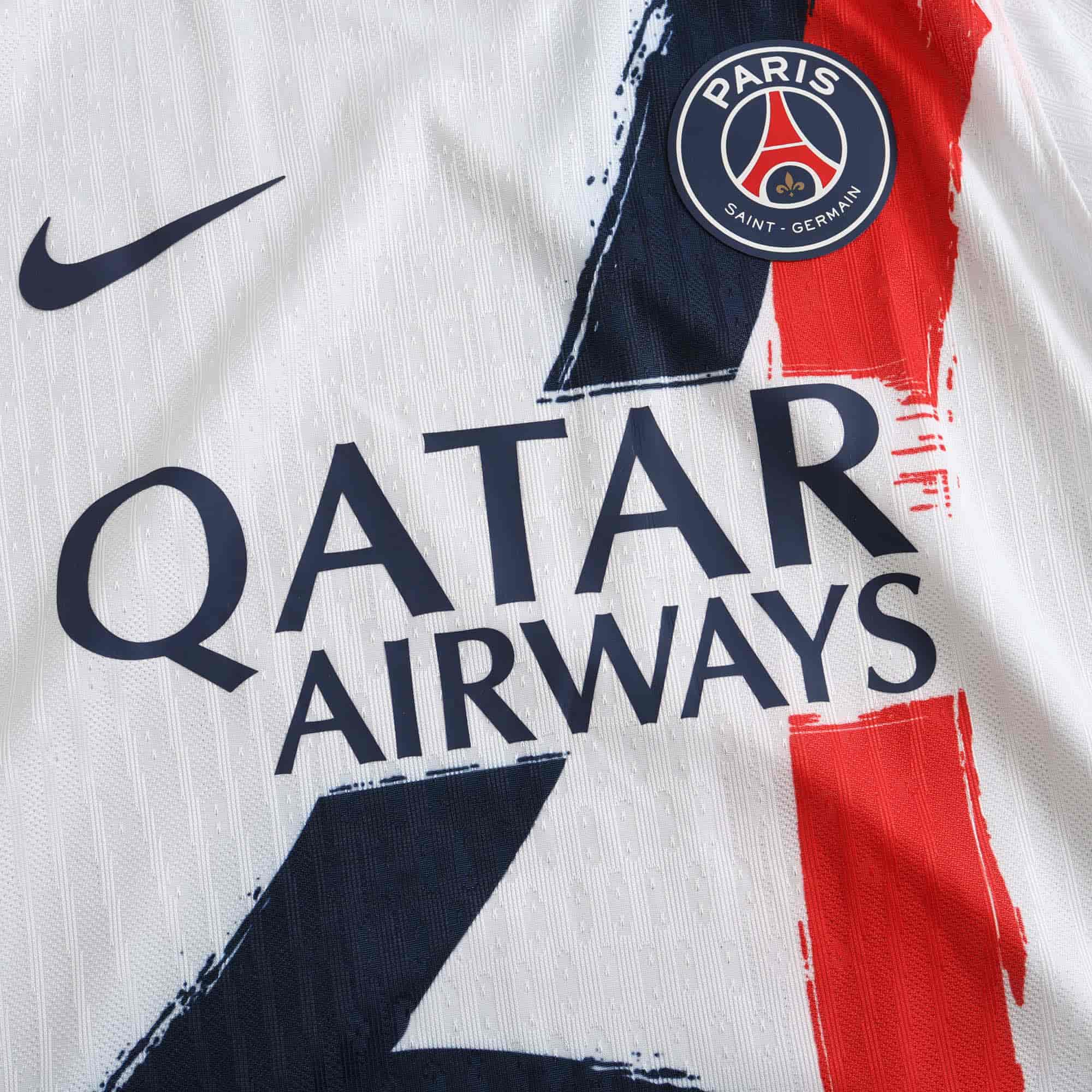 Paris Saint-Germain 24-25 Away