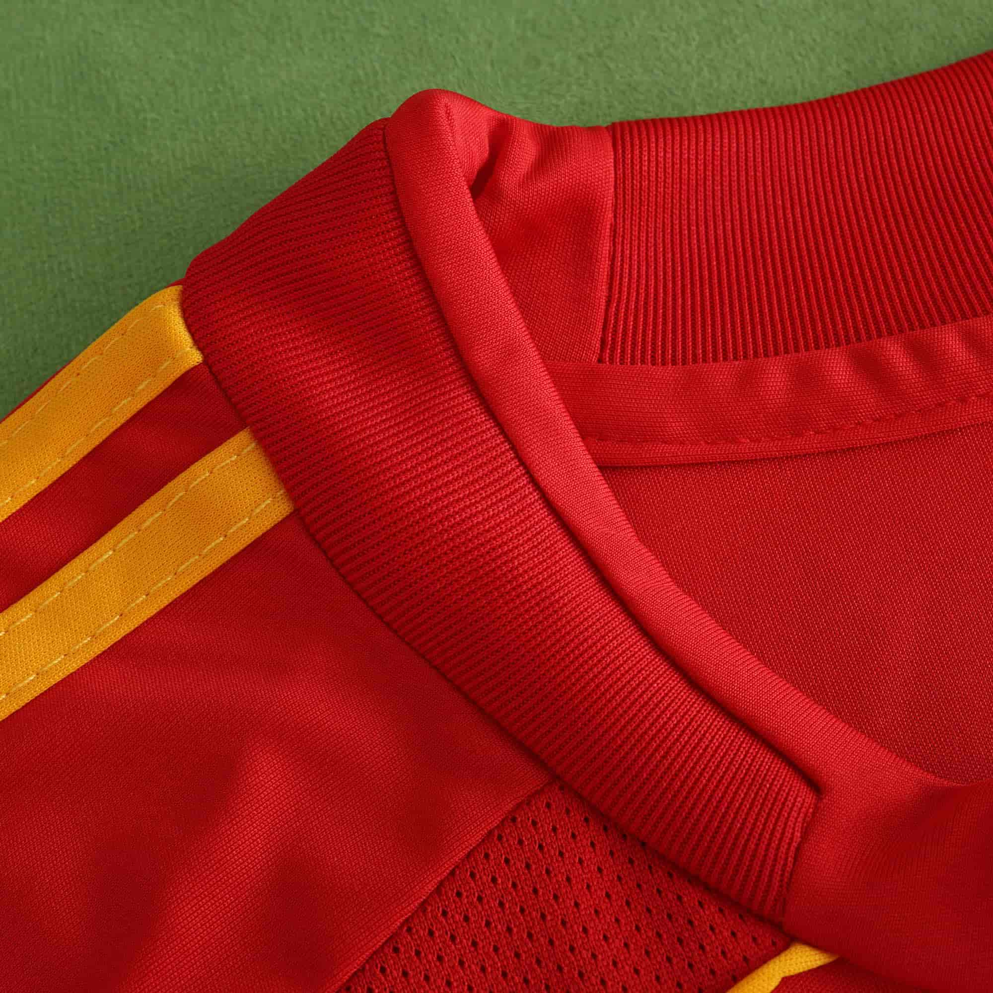 Spain 08-09 Home Retro