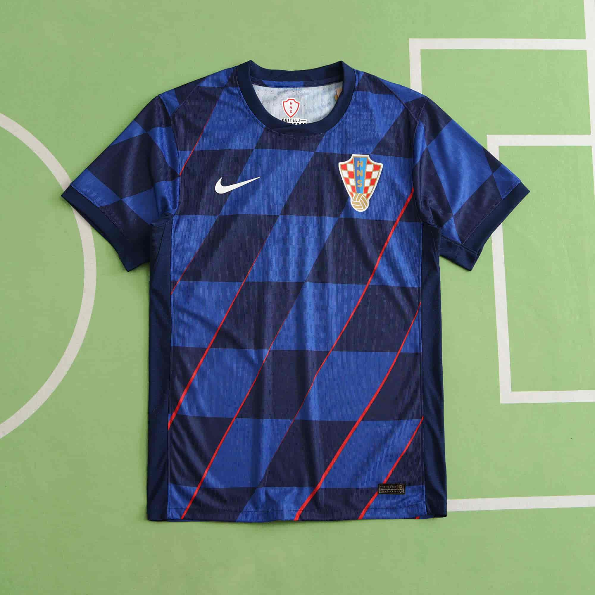 Croatia 24-25 Away