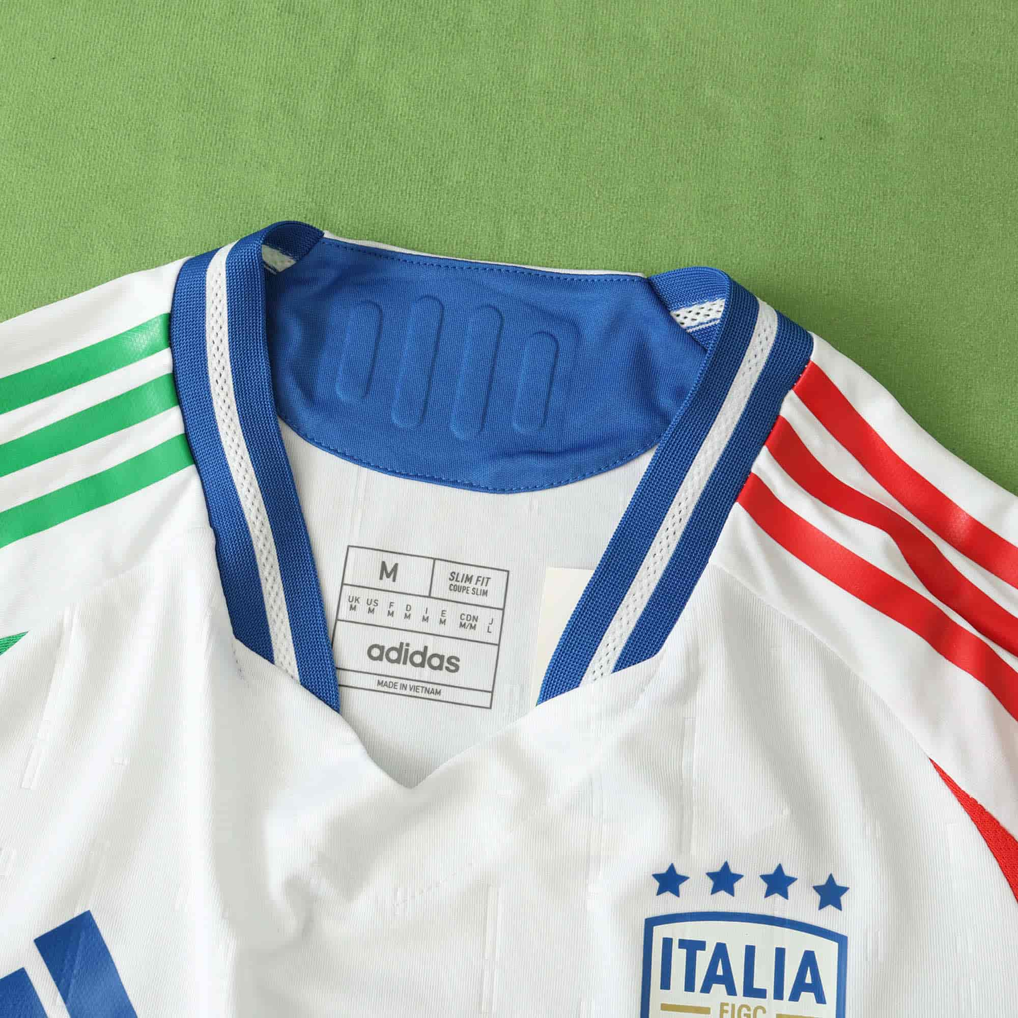 Italy 24-25 Away