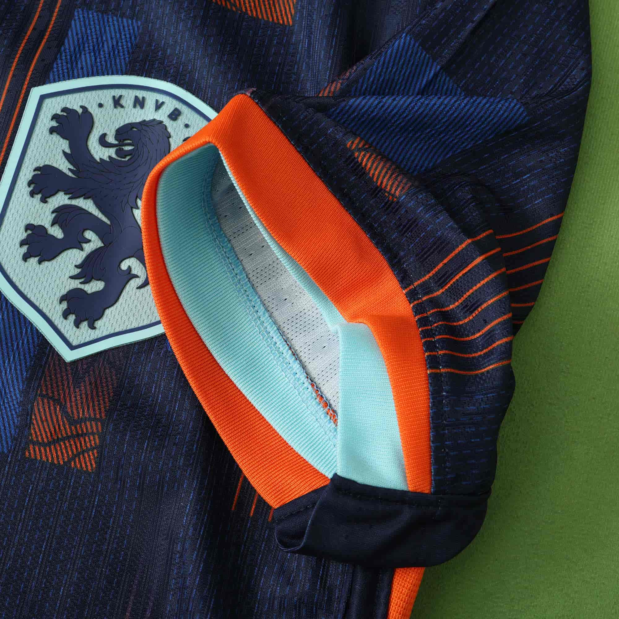 Netherlands 24-25 Away