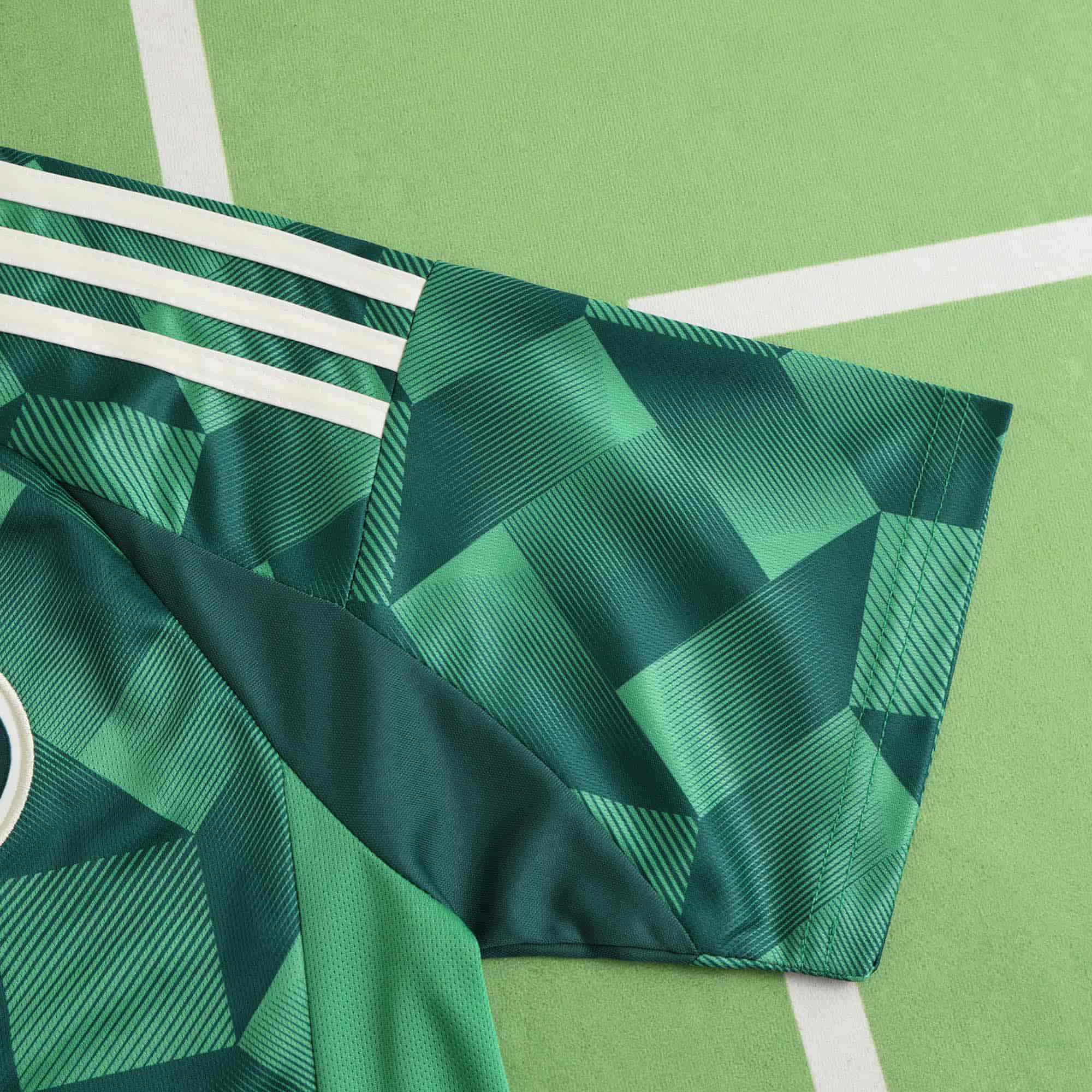 Saudi Arabia 24-25 Home