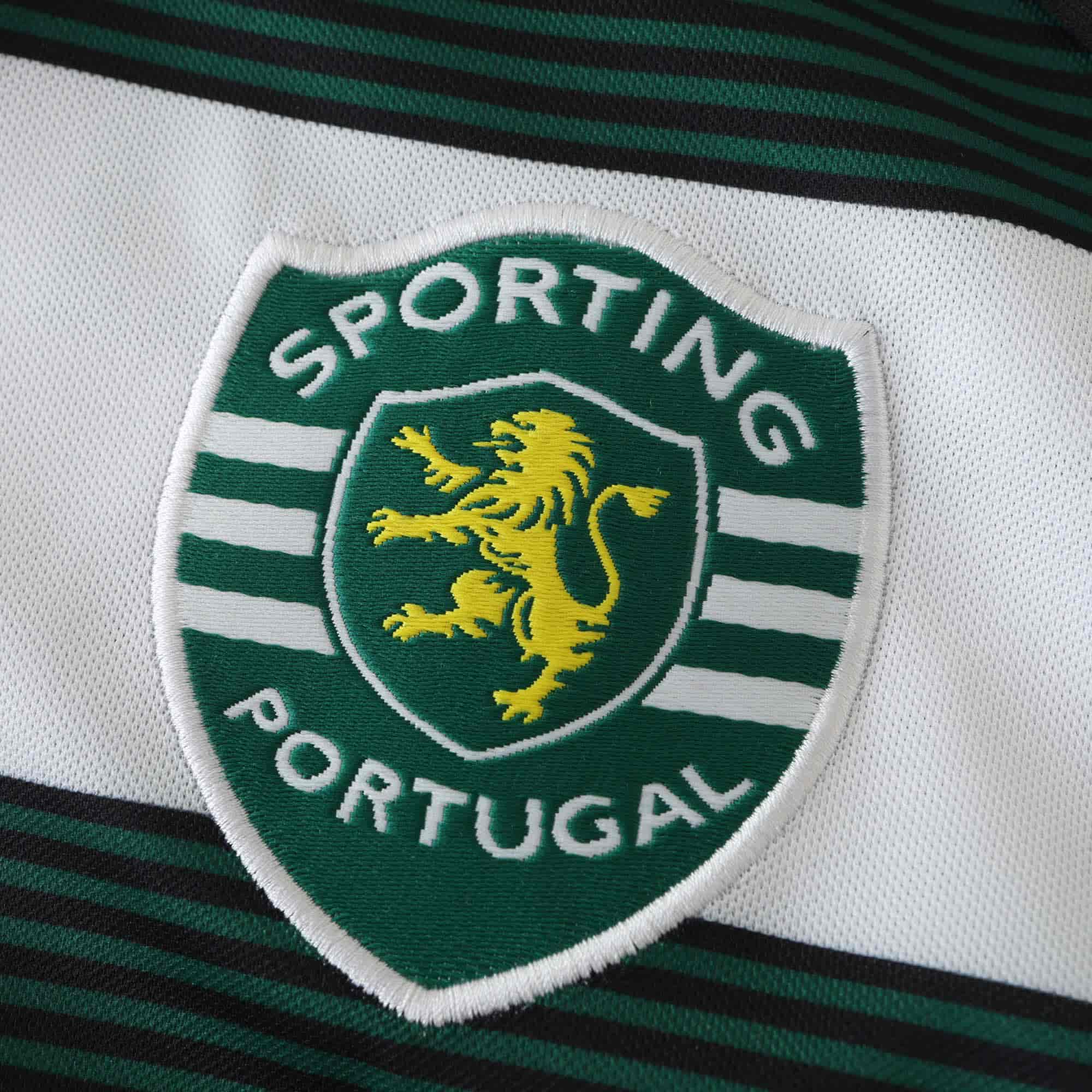 Sporting CP 01-02 Home Long Sleeved Retro