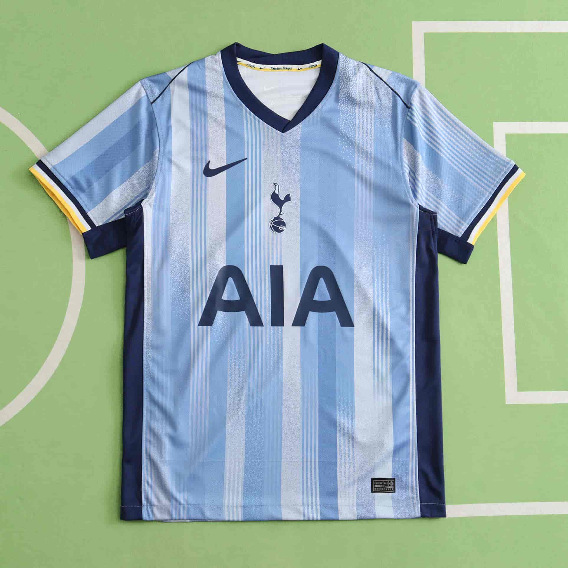 Tottenham 24-25 Away