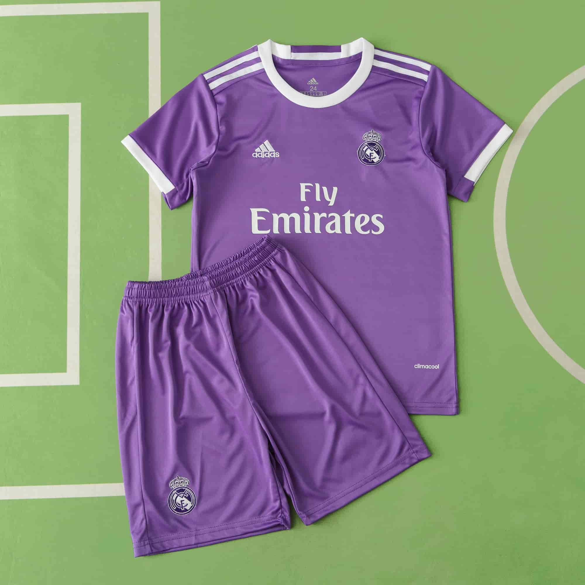 Real Madrid 16-17 Away Retro Kids