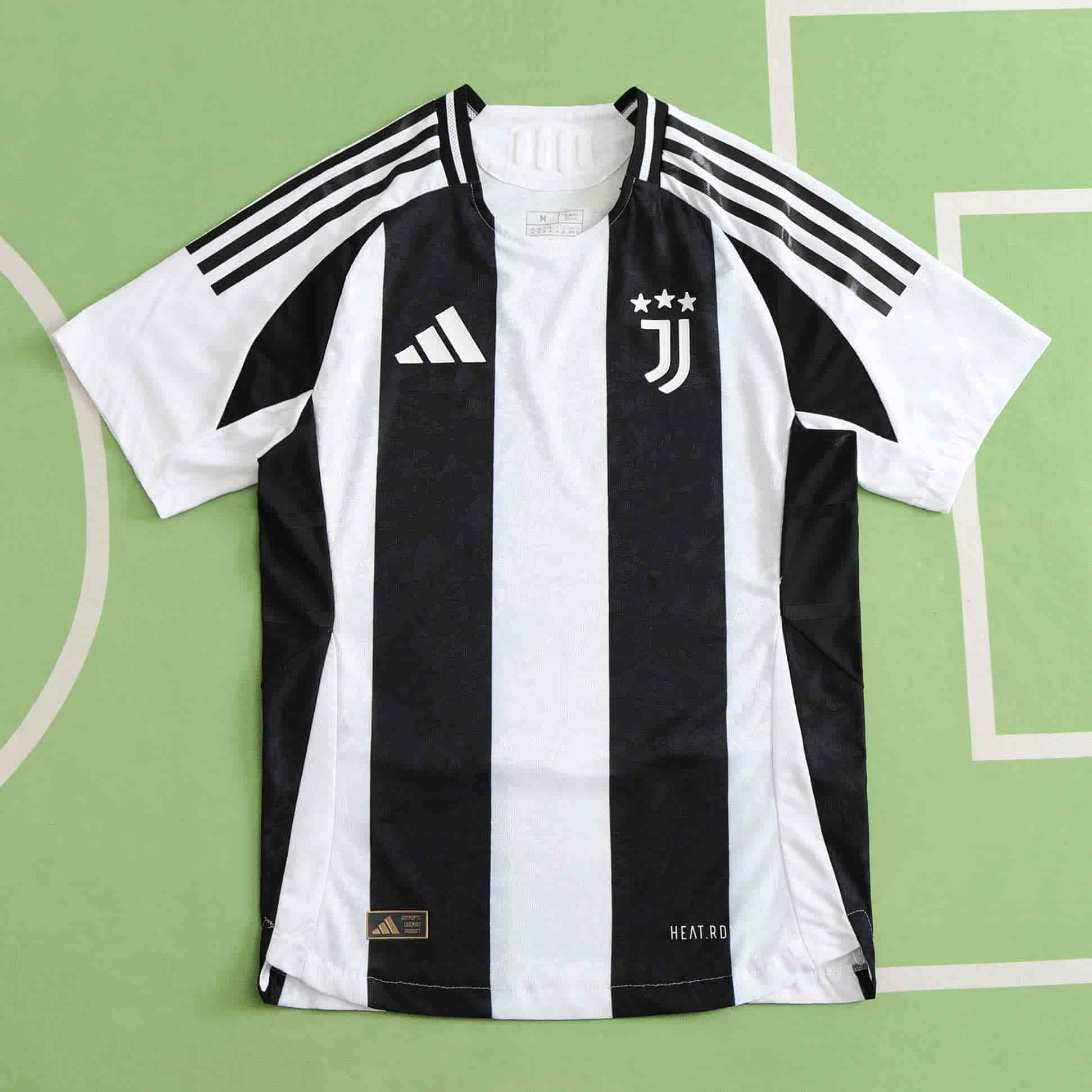 Juventus 24-25 Home