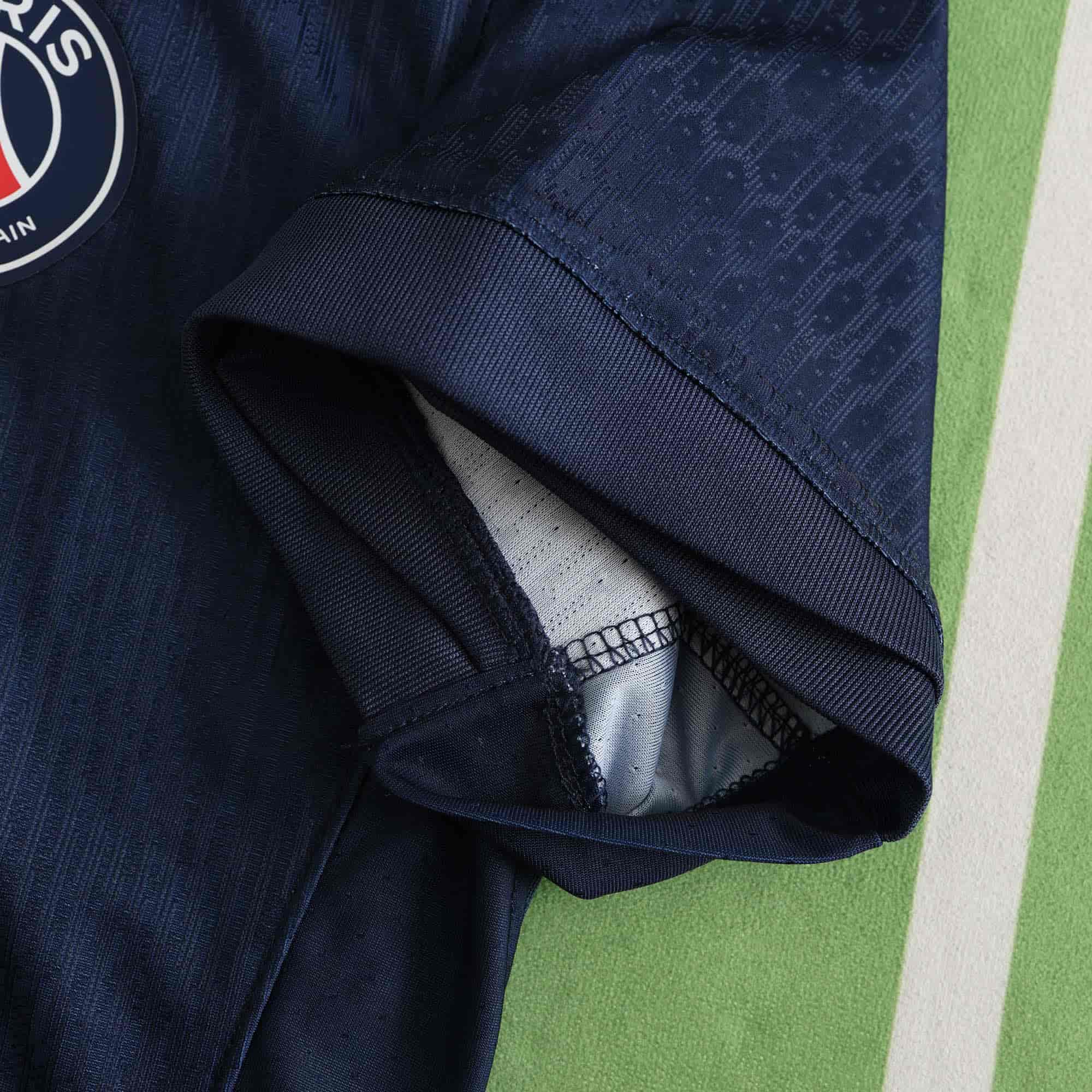 Paris Saint-Germain 24-25 Home